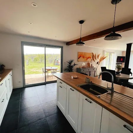 Дом отдыха Maison Au Calme A 5min De Cognac Pour 1 A 8 Pers *