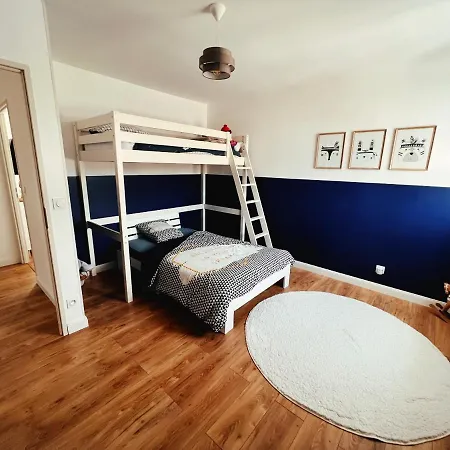 Дом отдыха Maison Au Calme A 5min De Cognac Pour 1 A 8 Pers