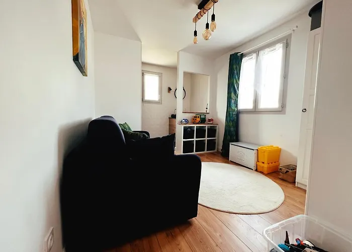 Maison Au Calme A 5min De Cognac Pour 1 A 8 Pers בית נופש