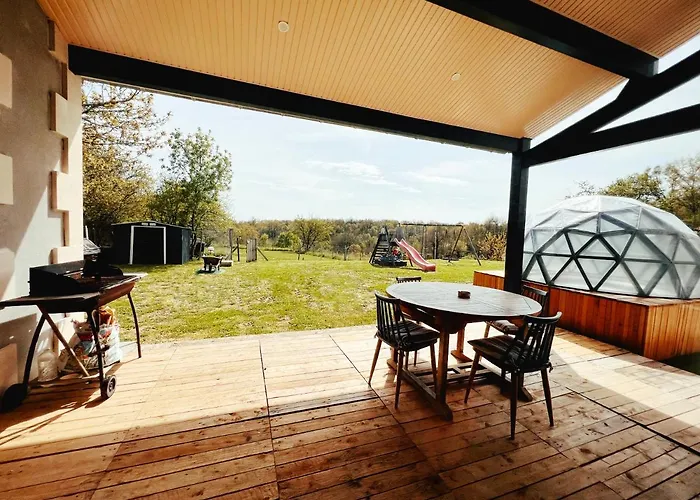 בית נופש Maison Au Calme A 5min De Cognac Pour 1 A 8 Pers Richemont (Charente)