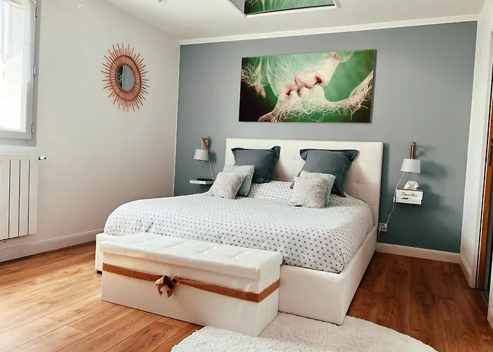 בית נופש Maison Au Calme A 5min De Cognac Pour 1 A 8 Pers *